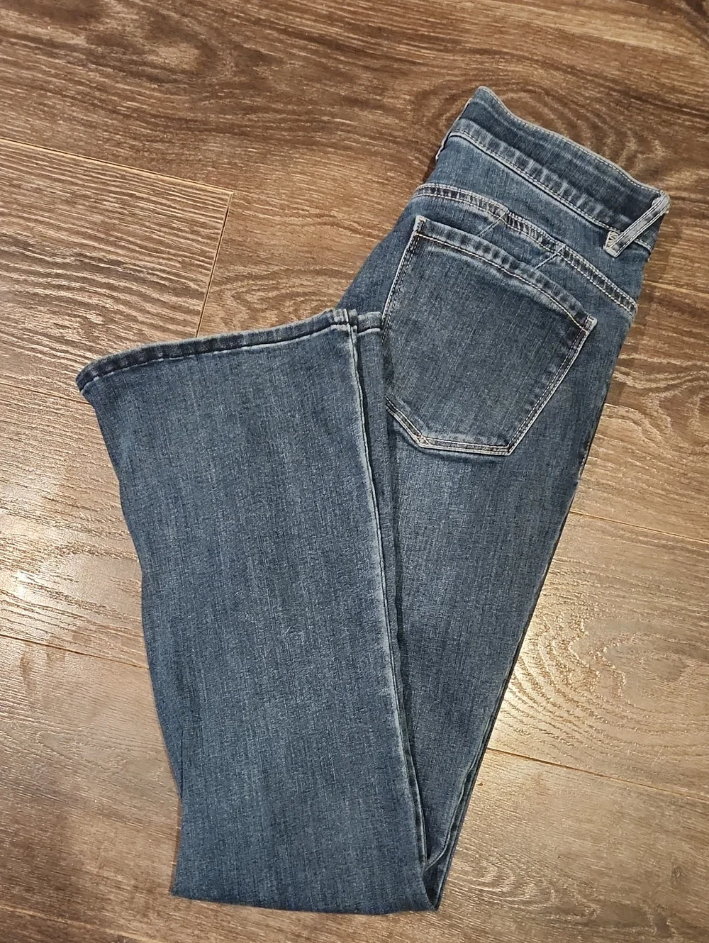 ❤️ DEMOCRACY "AB" TECHNOLOGY ITTY BITTY BOOTCUT JEANS, DISTRESSED, 8 (29) - Picture 8 of 8